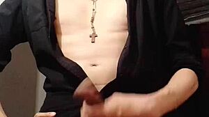 Hey, learn how to masturbate in a shirt for cum control