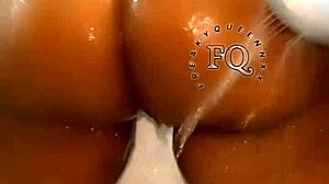 shaving intimate hair with elegant technique