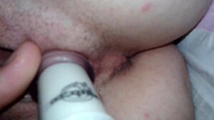 Joice demonstrates pussy orgasm using vibrator for jerk off instructions