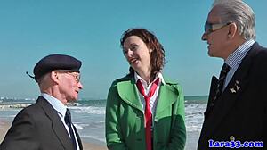 Stockinged mature woman gets spitroasted in trio by guys