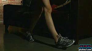 Stunning milf babe with ass and titties showing off.