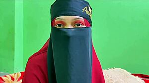 Muslim Bhabhi Sex With Hindu Husband