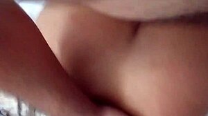 Follando o cu e a buceta da perra infiel flexible indian