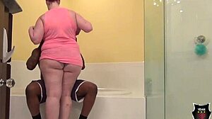 Does Rome major nail curvy redhead Amerie's wet pussy during the shower with big black cock?