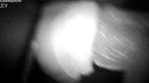 Glory hole - dei para um gostoso minha buceta - pedir pra entrar e me comer na cabine