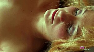 i'm missy sweets, rubbin my pussy shyly and creampiein with fingers