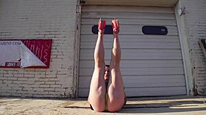 Completely Bottomless - Walking The Docks