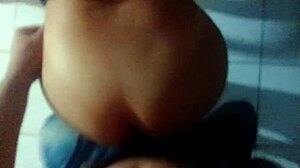 consegui comer a loira gostosa bunduda do trabalho mas ningu�m pode saber cabelo grande cintura fina adora ser vaqueira muita vontade de foder a buceta amador real brasileira bunda grande