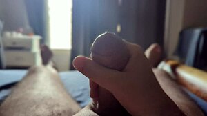 i'm masturbating with sun rays through the window