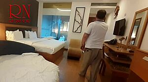 lick the navel and pussy of a beautiful slut, he poured the drink into her navel and drank it