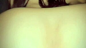 hermanastra caliente sensual con su hermoso culo