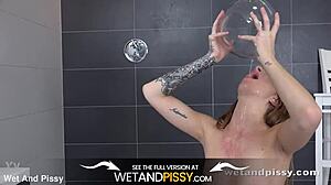 wetandpissy - the piss shower - piss drinking