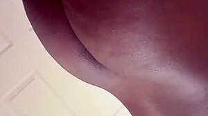 masturbating with mirror selfie for orgasmic ending