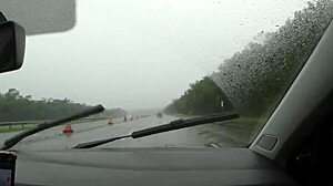 Anos na praia massagem tantrica risos e gozadas anazinha fez massagem no anao