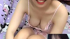 Thi�n �n ngực khủng