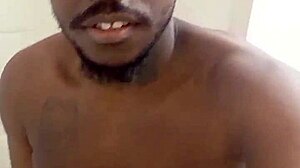 masturbating with mirror selfie for orgasmic ending