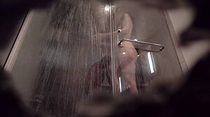 Amateur Couple In The Shower 😊