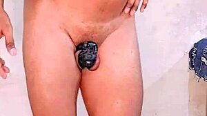 Does Pakistani Shemale Strip Naked?