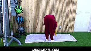 Arab teen wife kira perez cheats with blowjob and fucking her personal trainer while wearing hijab