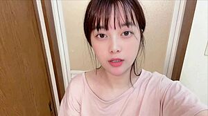 Gym-returning college girl masturbates her hairy smelly pussy 😏