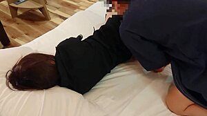 Amateur cosplay with fingering and raw creampie