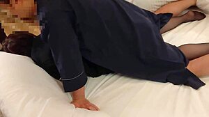 Amateur cosplay with fingering and raw creampie