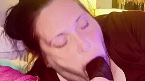 Hot thick midget suck and slurping on a bbc