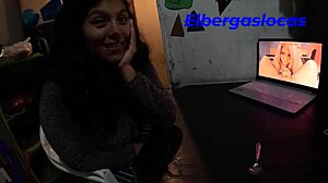 Me encanta chuparle la leche a mi novio dejarlo seco y me encanta saborear como es que me llena todita la cara y cuerpo con su semen