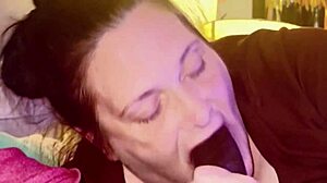 Hot thick midget suck and slurping on a bbc