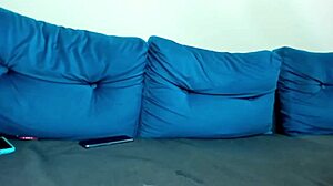 Teens Dare To Experiment With Lesbian Sex