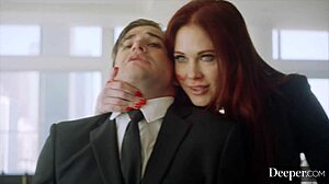 Gospođa Maitland savlada domme Bridgette B u bondage trojci