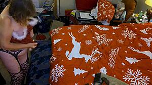 granny carmen claus doggystyle fuck and elvish creampie