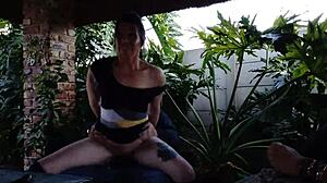 What just happened with that sexy babe and banana?