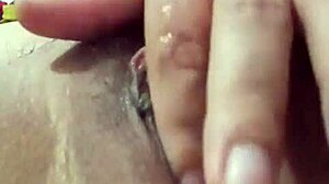 Do you want to fuck this fat pussy with all guys?