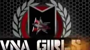 Della Dane's Backyard Poolside Sex: Licking and Toys?