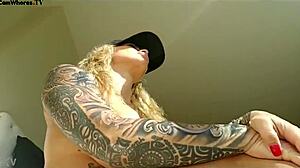 milf perfecta shows off her big ass and tits