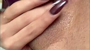 Latina Masturbates With Dildo, We Masturbate Together In Solo Session