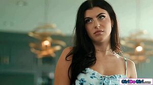 Stepdaughter gives first rimjob with ass licking