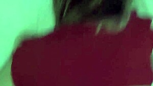 linda, you puta with natural tits and slim body, sucking big cocks?