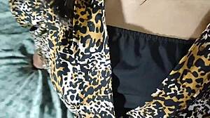 sauteli behen ki garam chut ko bhai ne raat bhar choda