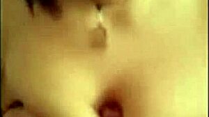 Sri Lankan Housewife Kandy Kane Delivers Deepthroat Blowjob to BBW Amateur