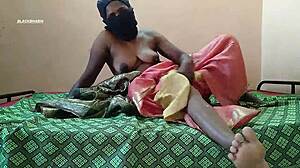 Aunt's thirsty smooth pussy craves attention