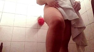 Hidden Cam Catches Gordibuena Tetona Taking Shower To Exhibit In Voyeur Adventure