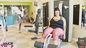 Sofia Rose eye-fucks Rome Major PUSSY POUNDING