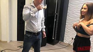 Anaized - brunette babe amalia gets attention