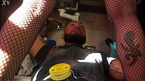 big slut pays the plumber with her ass anal fucking