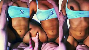 la madrastra got horny when hijastrastro grabbed her hair and spanked her ass