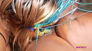 my lesbian friend came over for licking