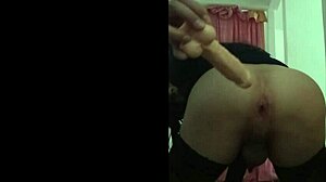 Linda Travesti Latina Enjoys Dildo In Her Ass