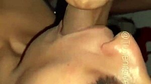 teniendo sexo apasionado en el balcón de casa trabajadores nos chiflan